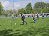 S.K.N.W.K. Onder 23 speelt toernooi bij v.v. O.F.B. maandag 21 april 2025 (2e Paasdag) (331/390)